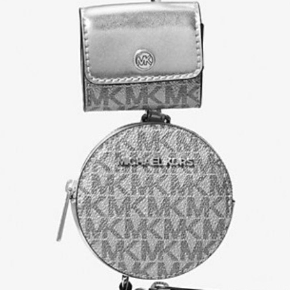 NWT Michael Kors Jet Set SILVER METALLIC and Traditional Initial Logo - Picture 4 of 4